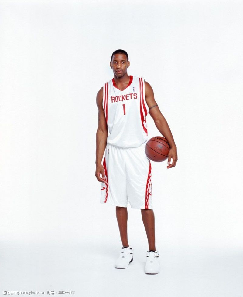 况下仍然坚 况下仍然坚