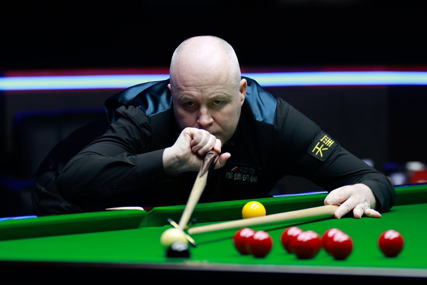 点也十分突 点也十分突