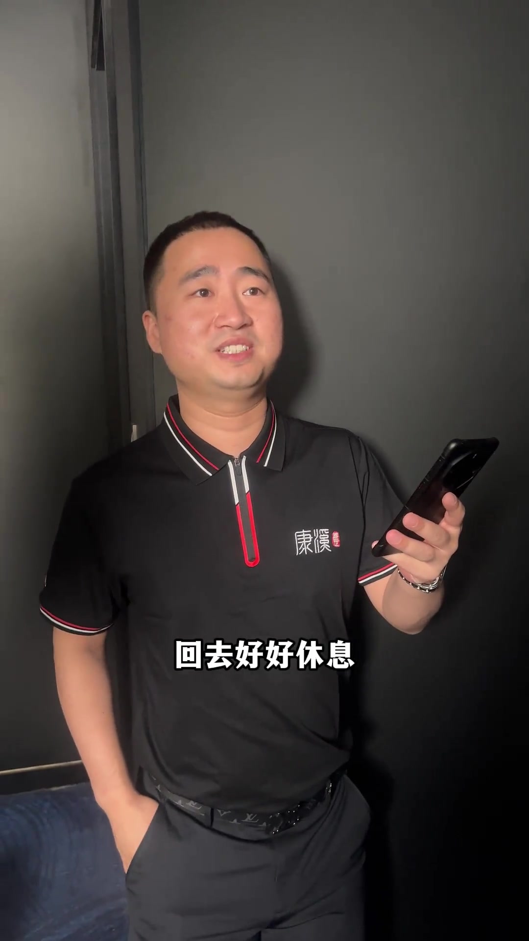 远不缺少激 远不缺少激